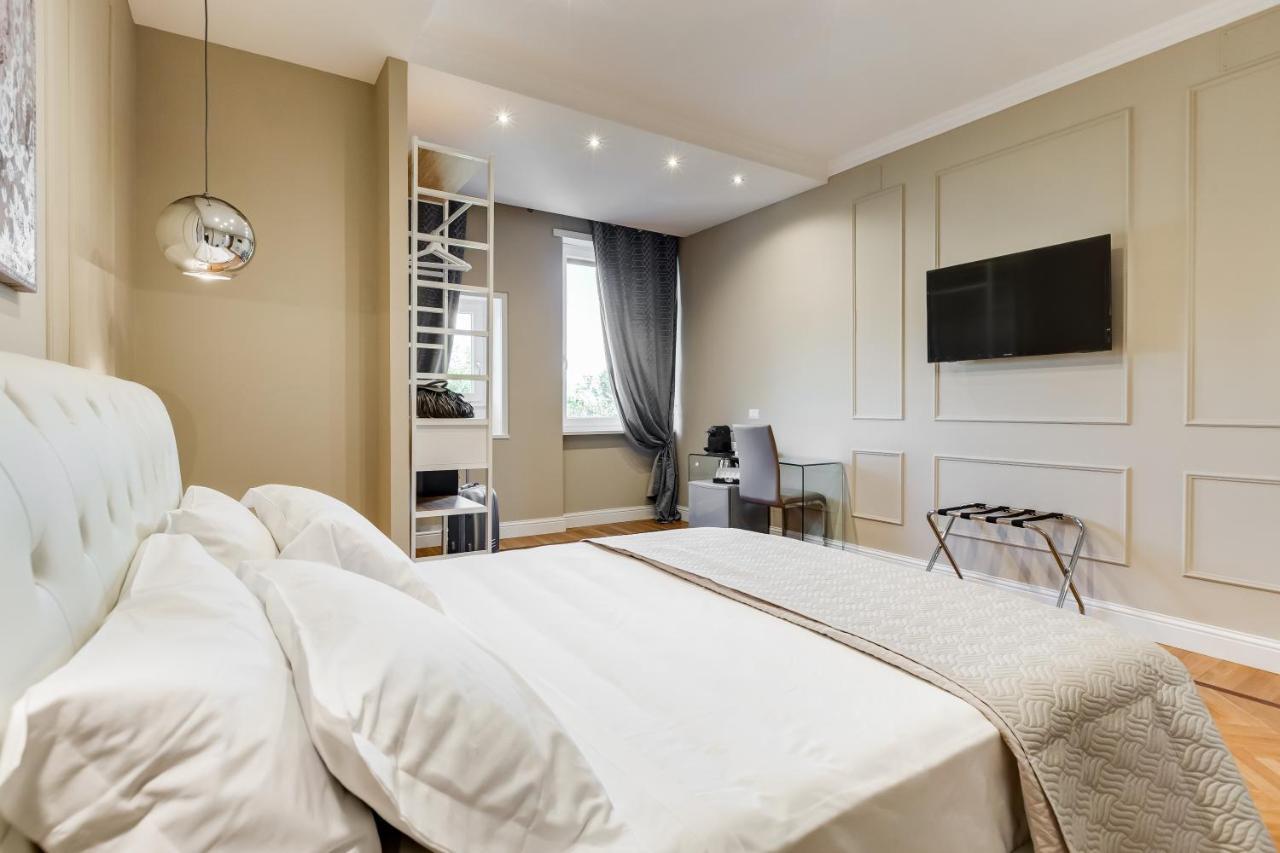 Mellini Palace Suites By Premium Suites Collection Rom Exterior foto
