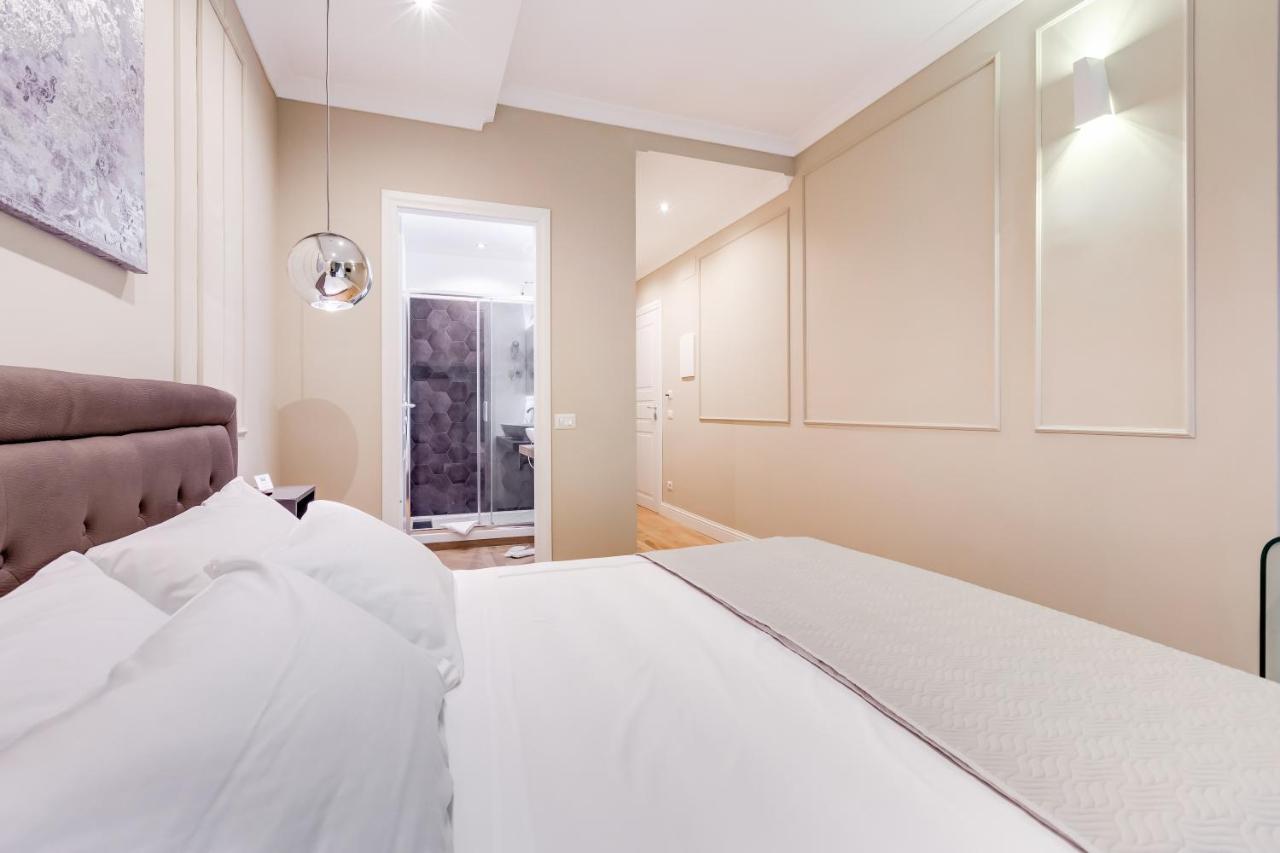 Mellini Palace Suites By Premium Suites Collection Rom Exterior foto